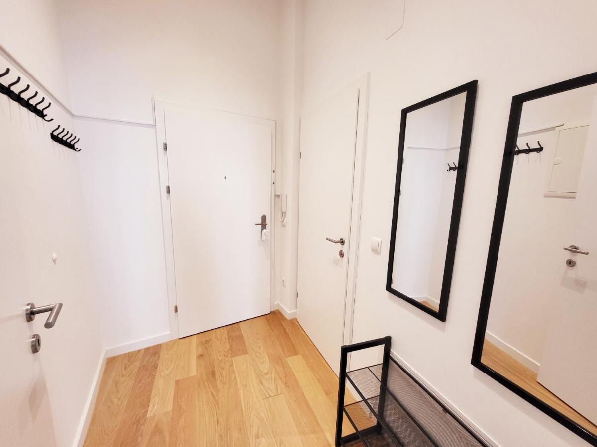 Novara City Apartment Vienna Exterior photo